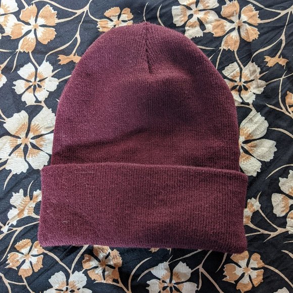 Burgundy Toque with Beaded Gemstone Eye Applique - Picture 3 of 3